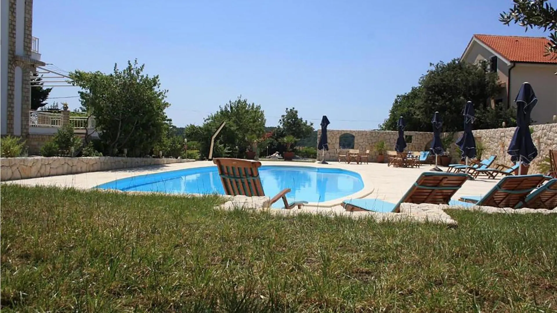 Awesome Apartment In Barbat Na Rabu With Wifi 0*,